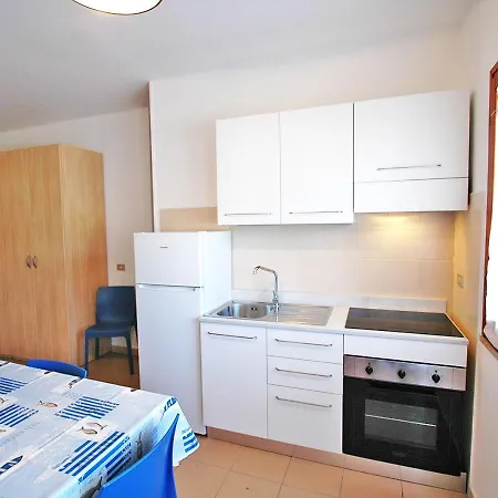 Orizzonti Apartment *